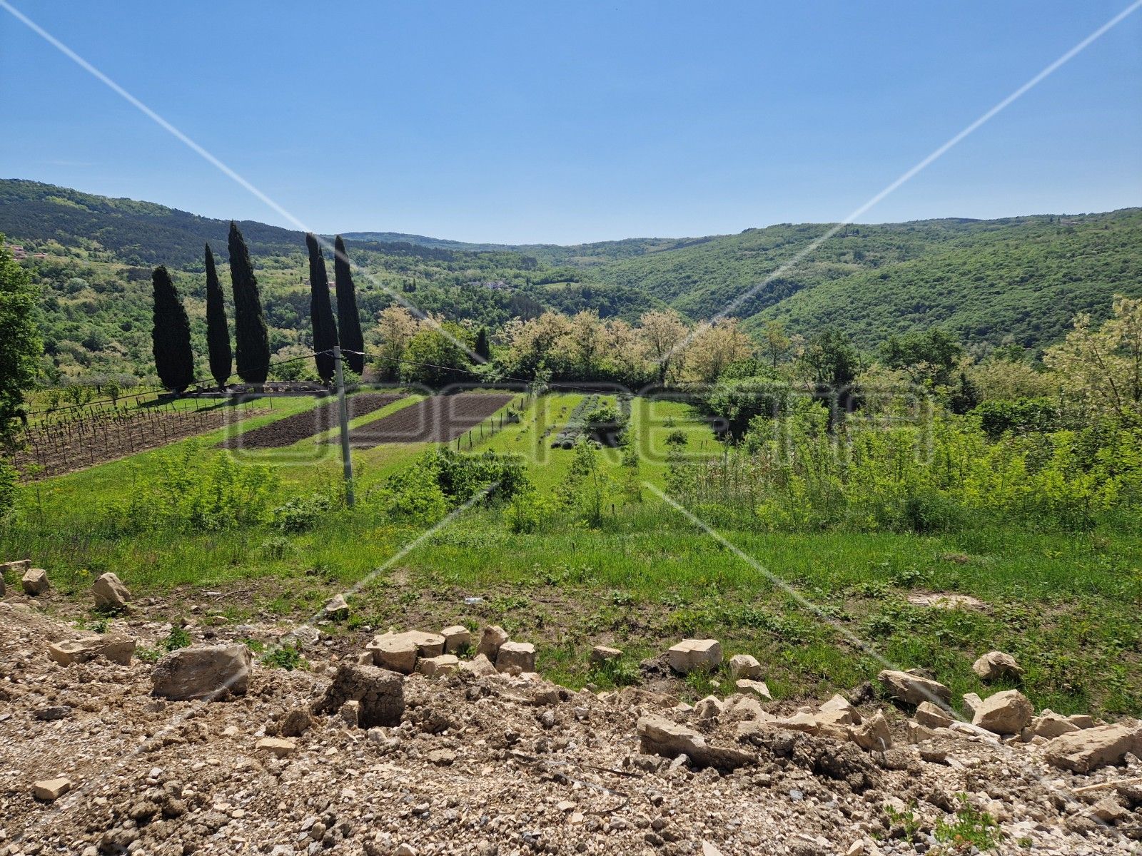 Zemljište - Brkač, Motovun, Motovun 1380m2