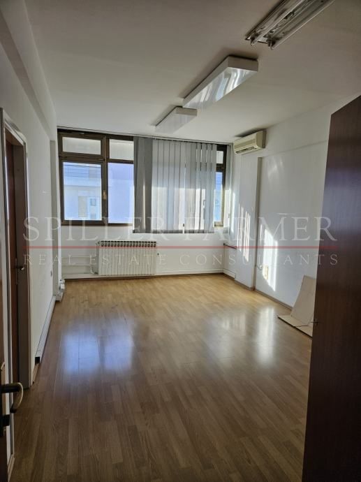 Commercial Space - Manuš, Split 207m2