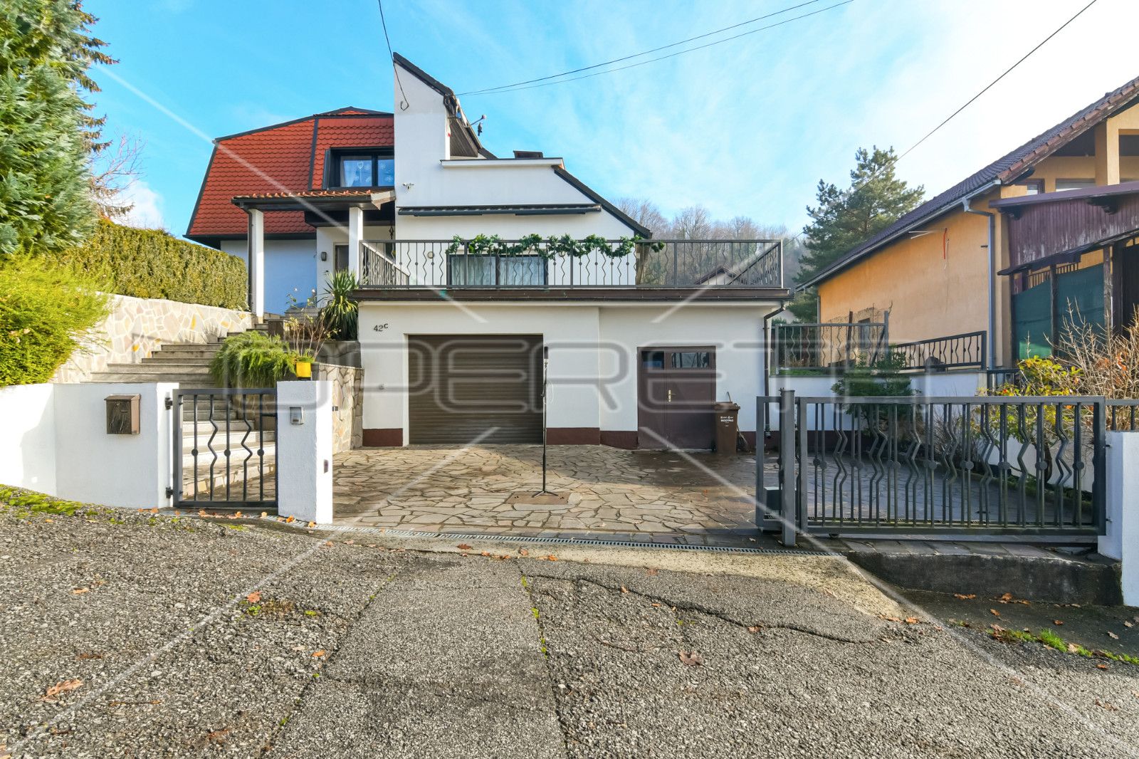 House - Aleja seljačke bune, Vrapče-Podsused, Zagreb 1157m2