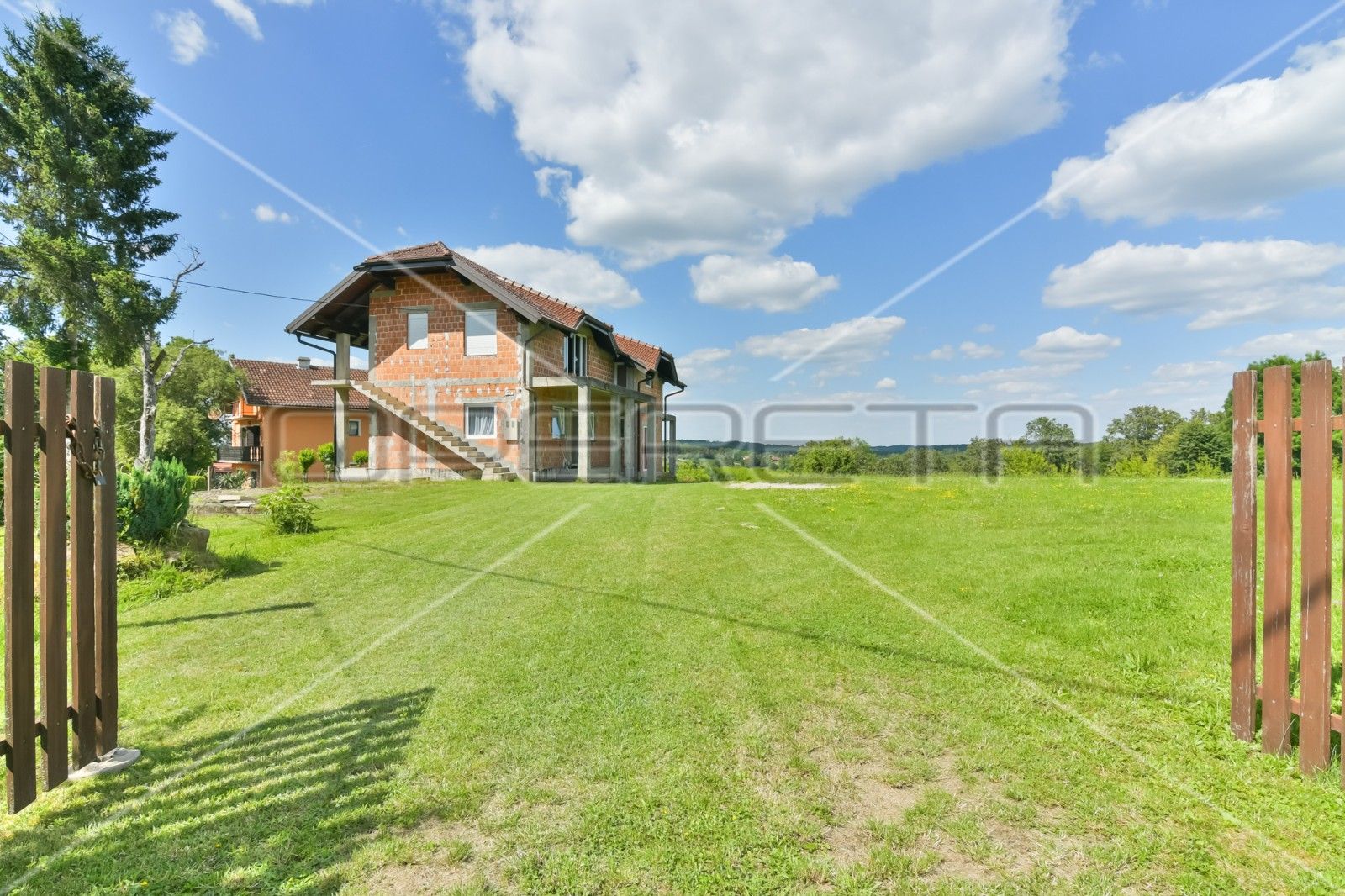 House - Desno Sredičko 27, Lasinja, Lasinja, Lasinja 225m2