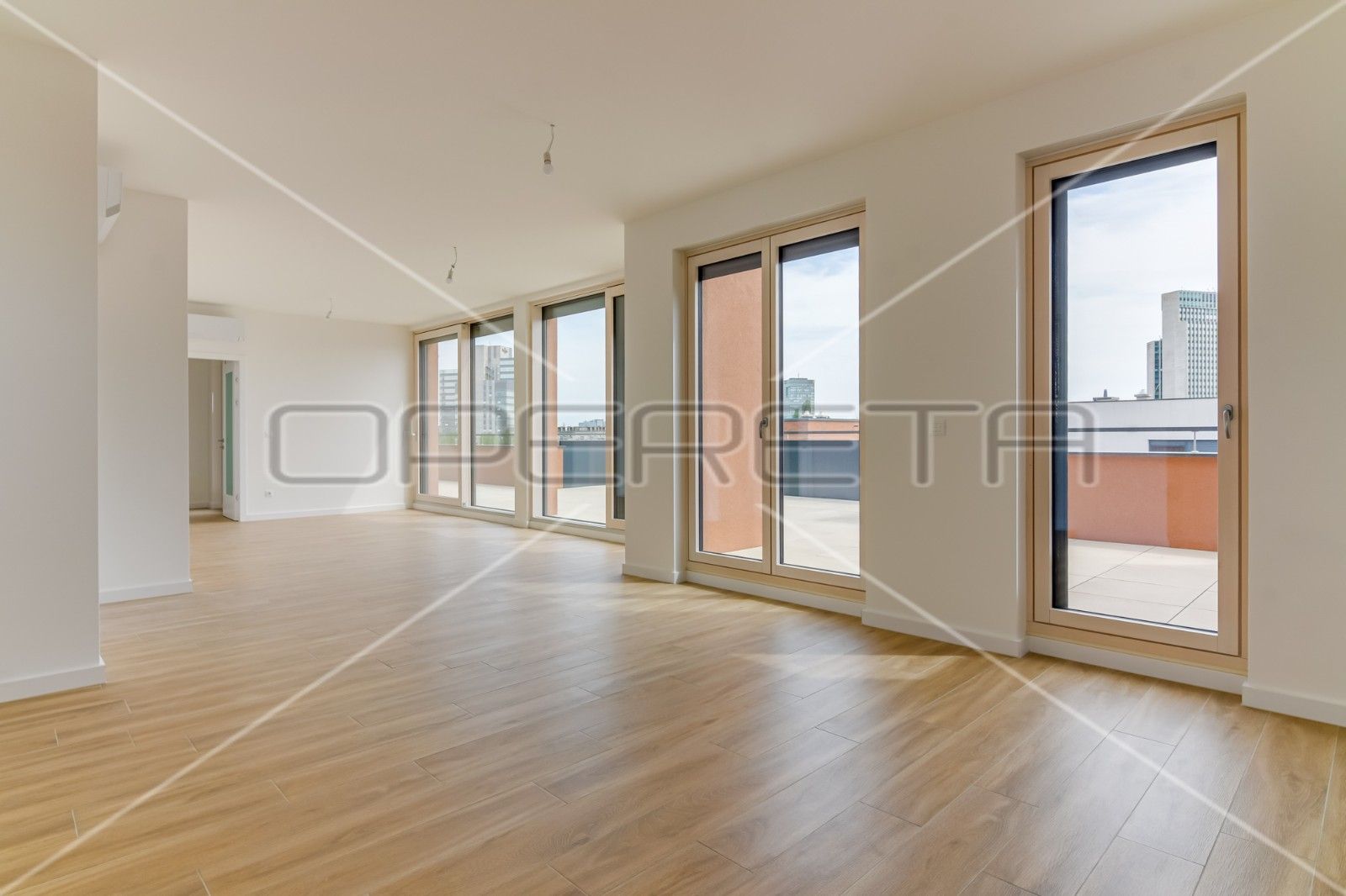 Office - Tratinska, Trešnjevka sjever, Zagreb 150m2