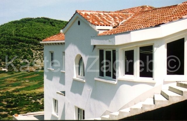 House - 11. ulica, Blato 200m2