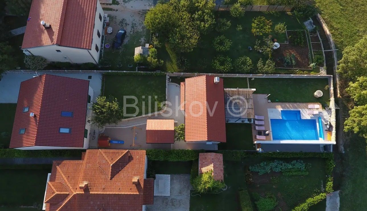 House - Proložac 180m2