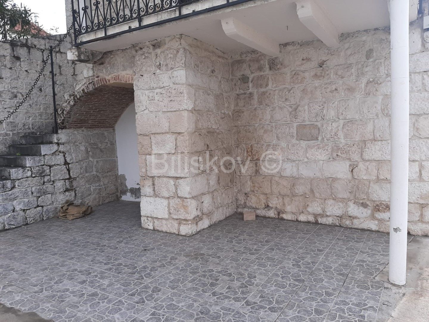 Poslovni Prostor - Trogir 30m2