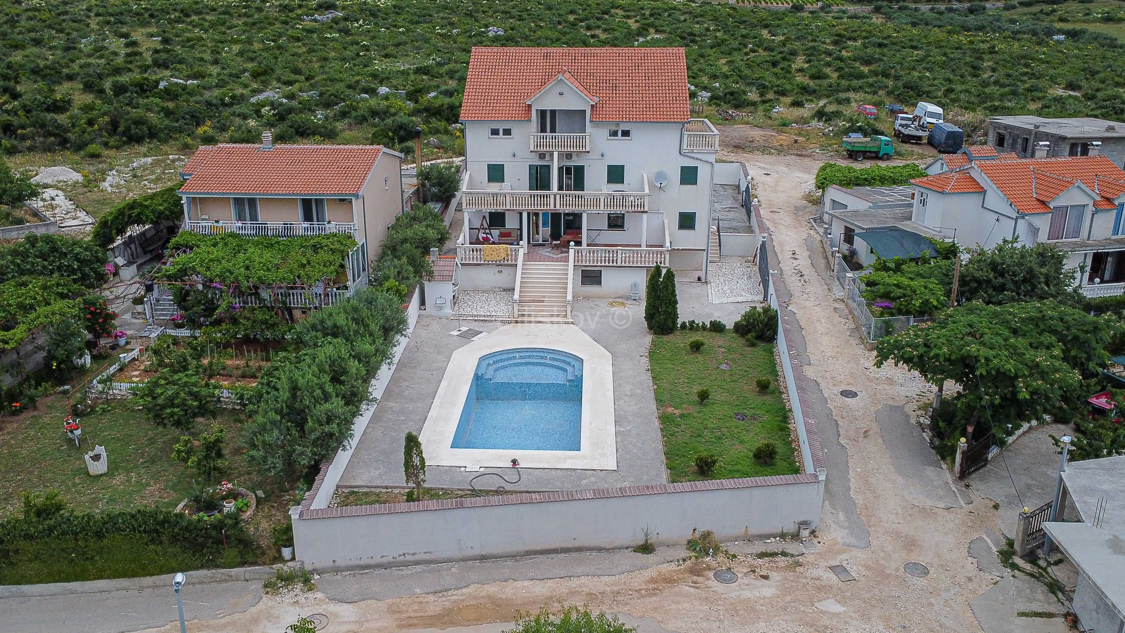 House - Trogir - Okolica 458m2