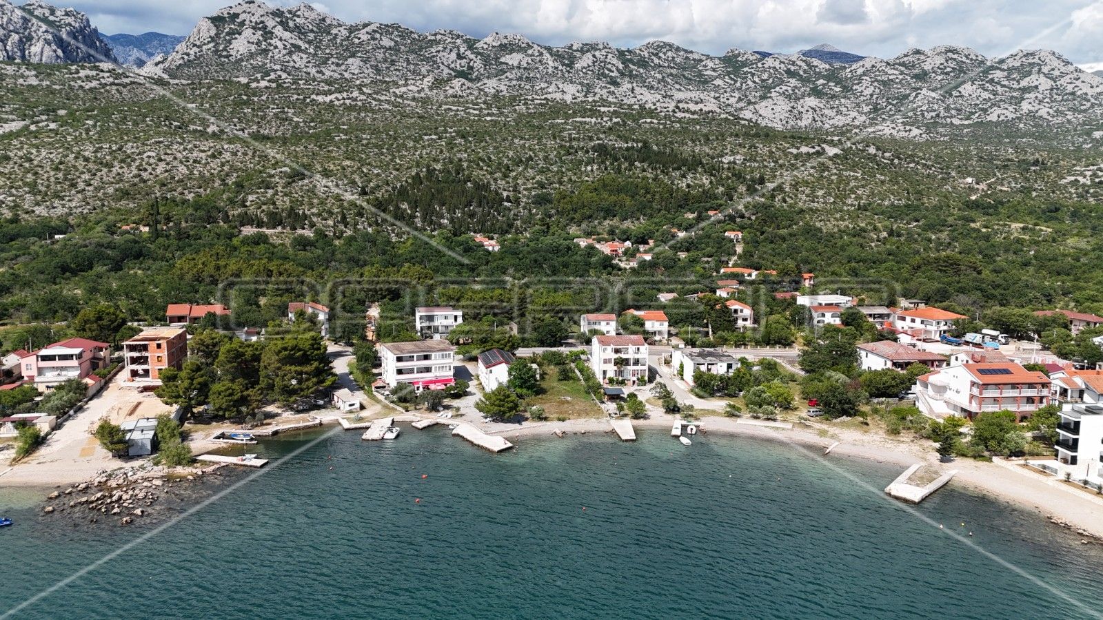 Kuća, - Dr. Franje Tuđmana 192, Starigrad, Starigrad Paklenica ,351.59m2