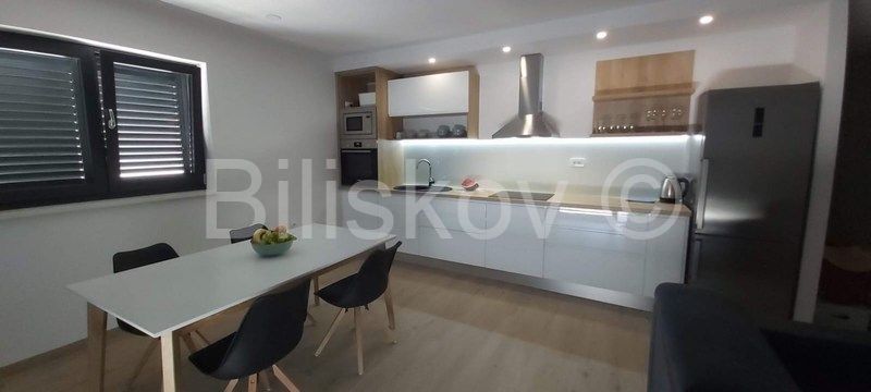 Apartment - Makarska 74.6m2