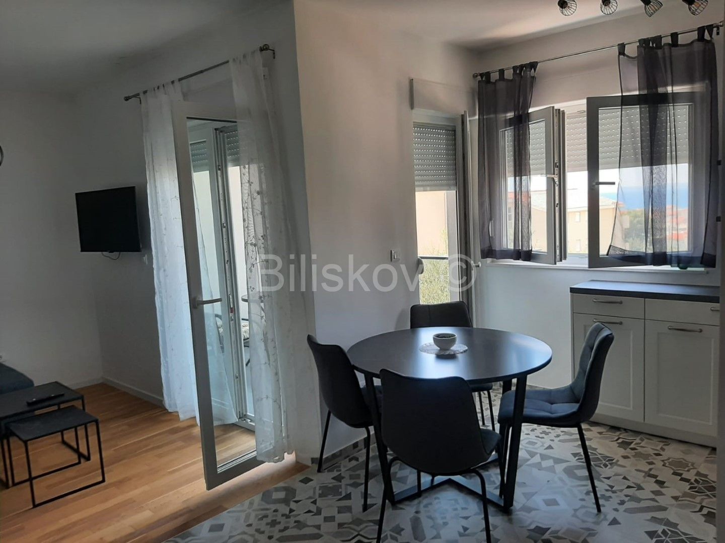 Apartment - Strožanac, Podstrana 56m2