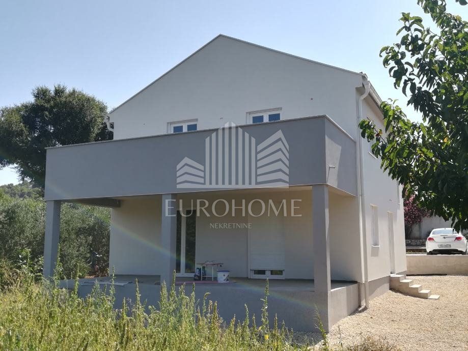 House - Tkon 135m2