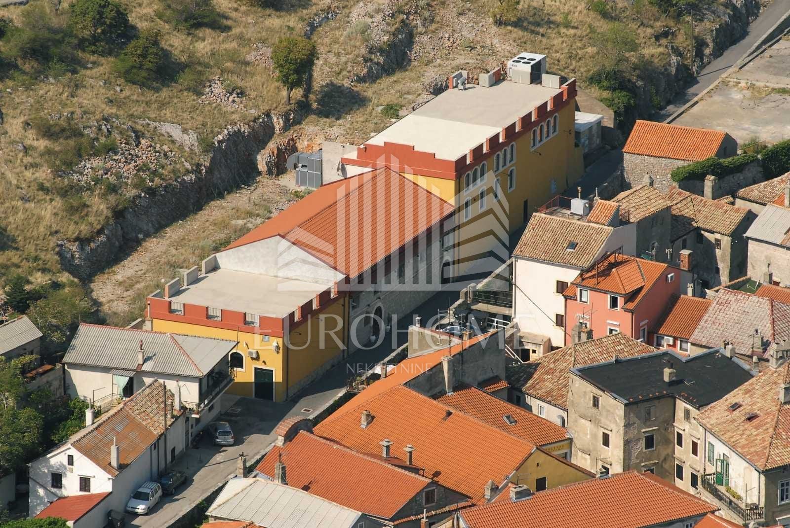 Commercial Space - Senj 1007m2