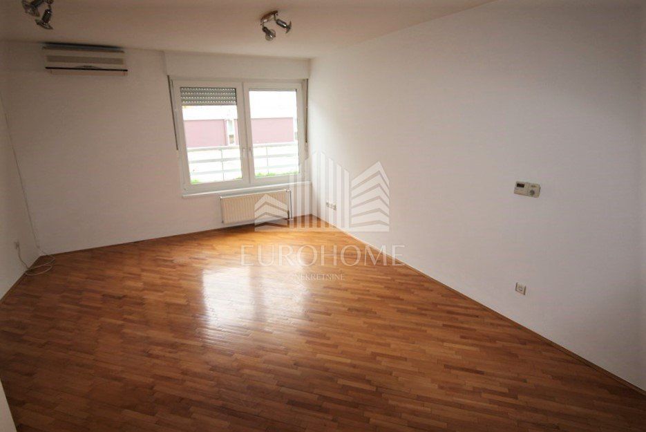 Apartment - Trešnjevka - Sjever 60m2