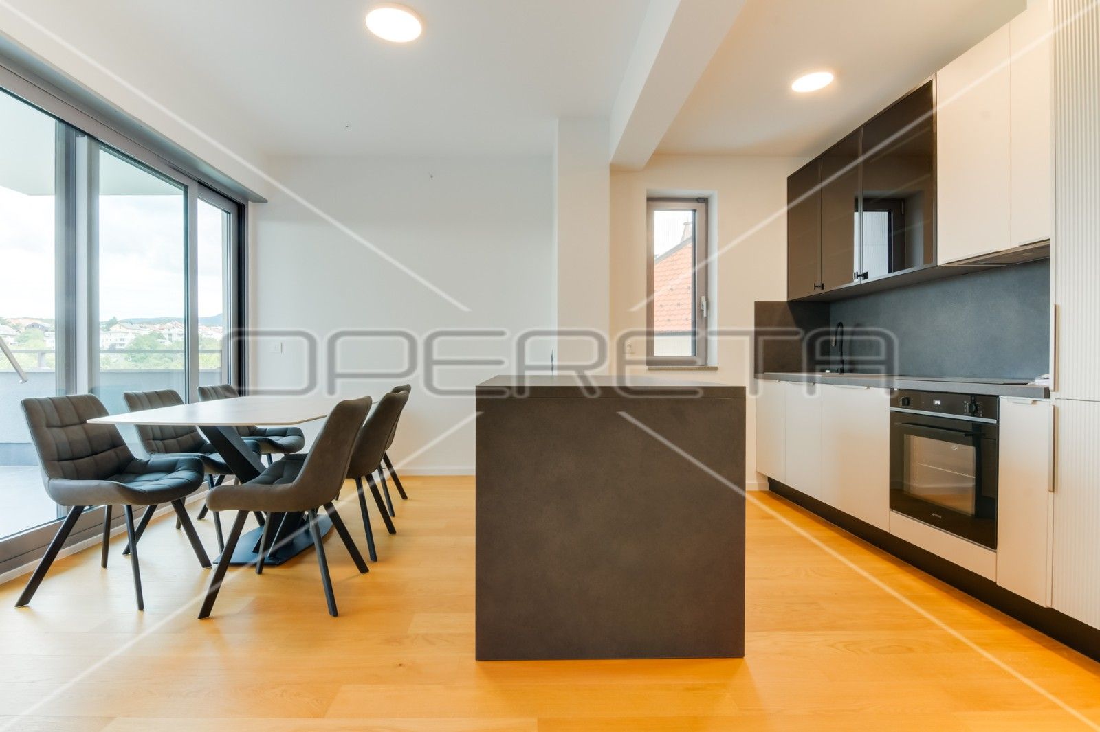 Apartment - Bukovačka cesta, Maksimir, Zagreb 118m2