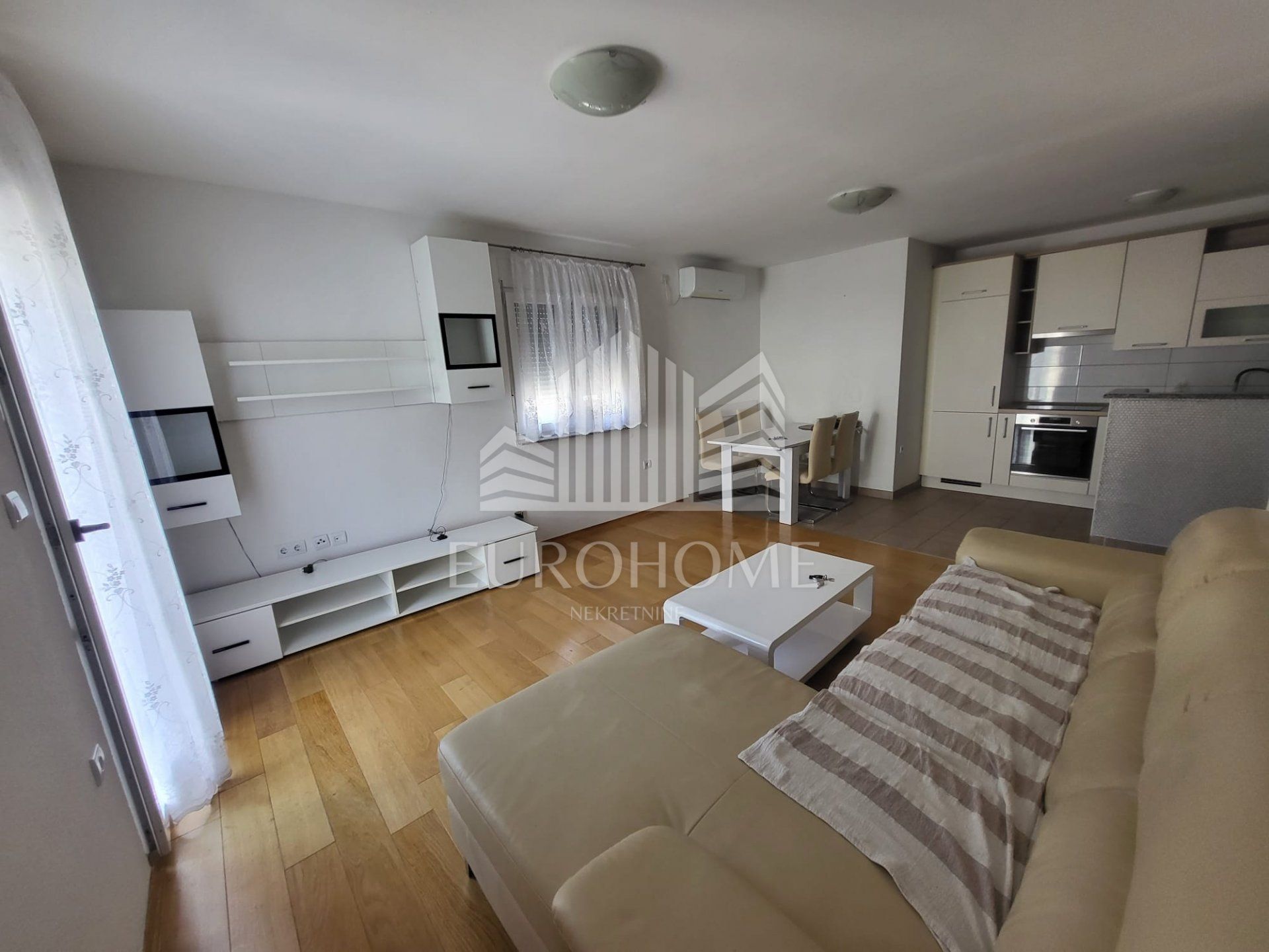 Apartment - Zadar 68m2