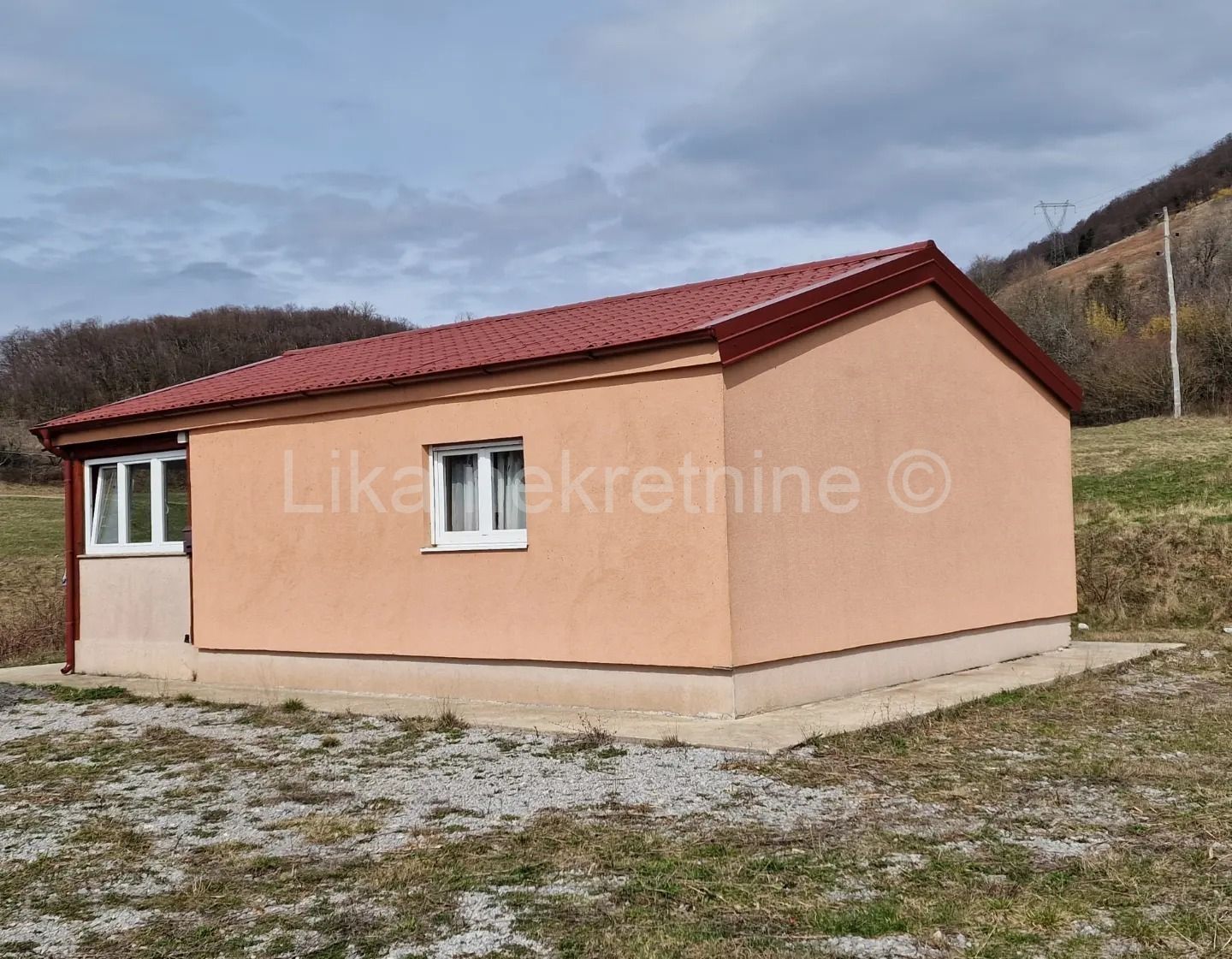 Kuća - Brinje 80m2