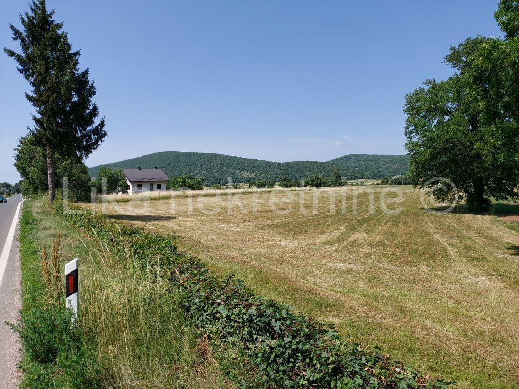 Land - Gospić - Okolica 10003m2