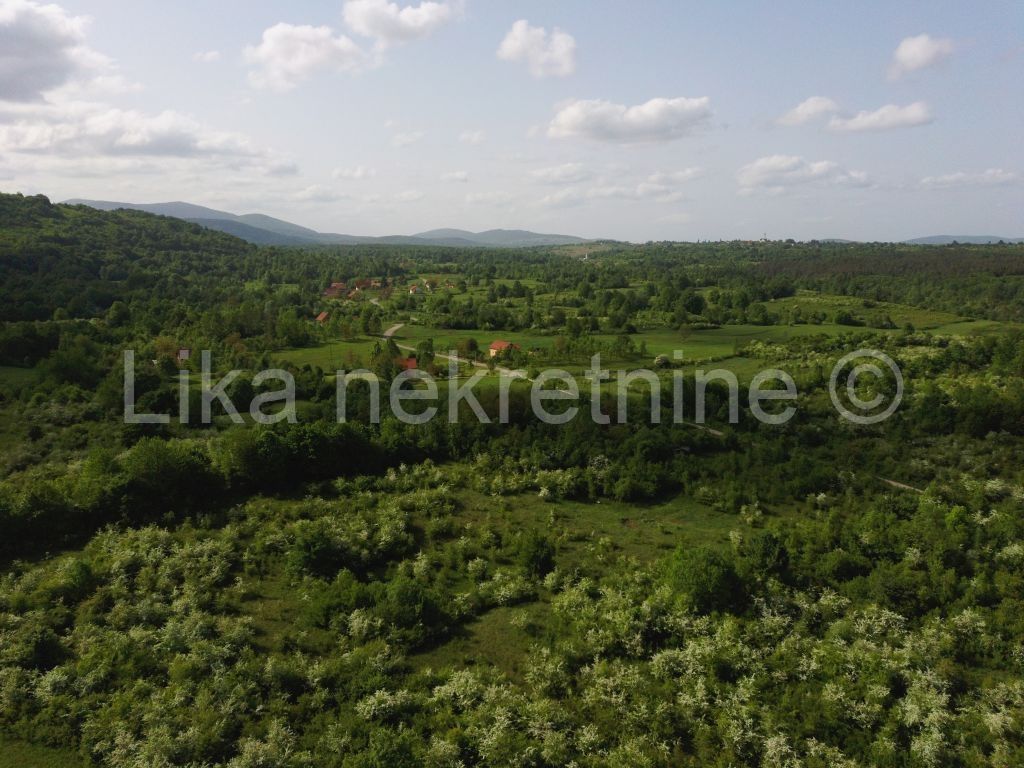 Land - Plitvička jezera 26593m2