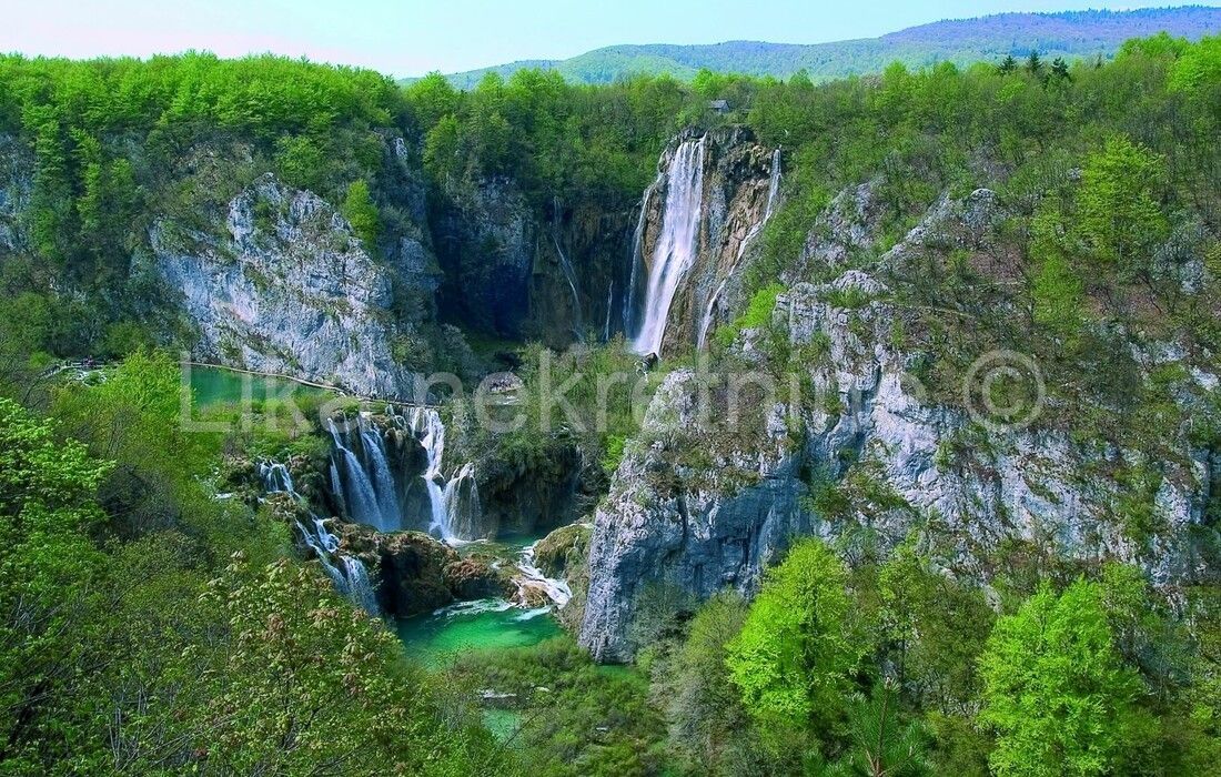 Land - Plitvička jezera 1021m2