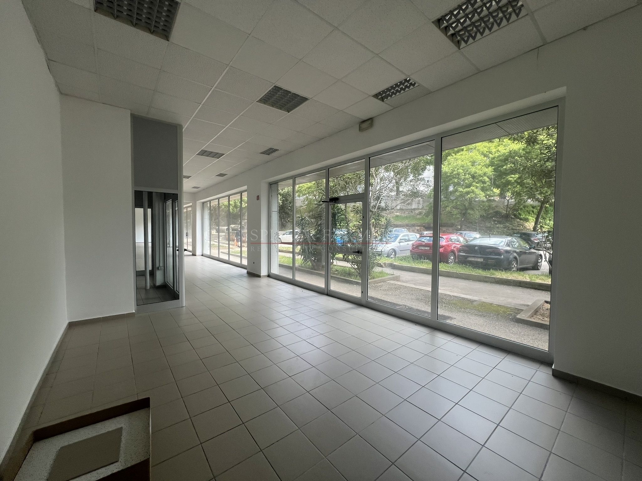 Commercial Space - Monvidal, Pula 242m2