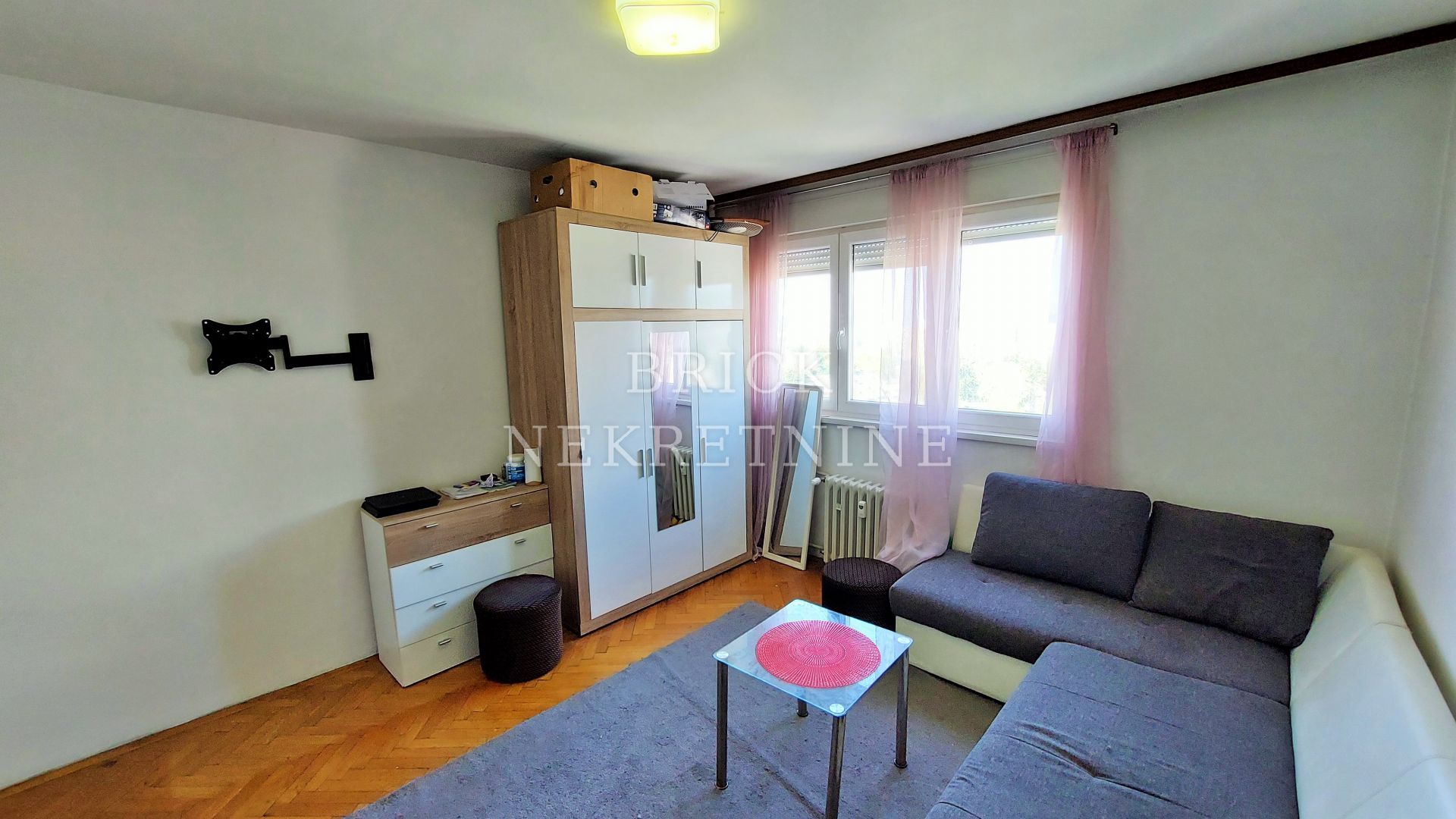 Apartment - Trešnjevka - Sjever 33m2