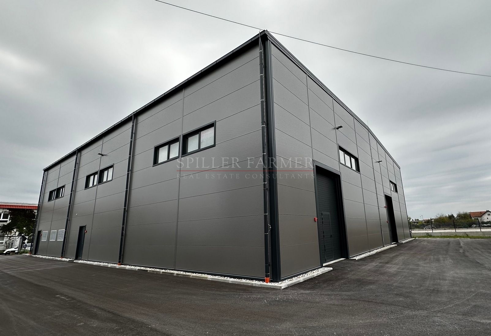 Commercial Space - Stupnik 1100m2