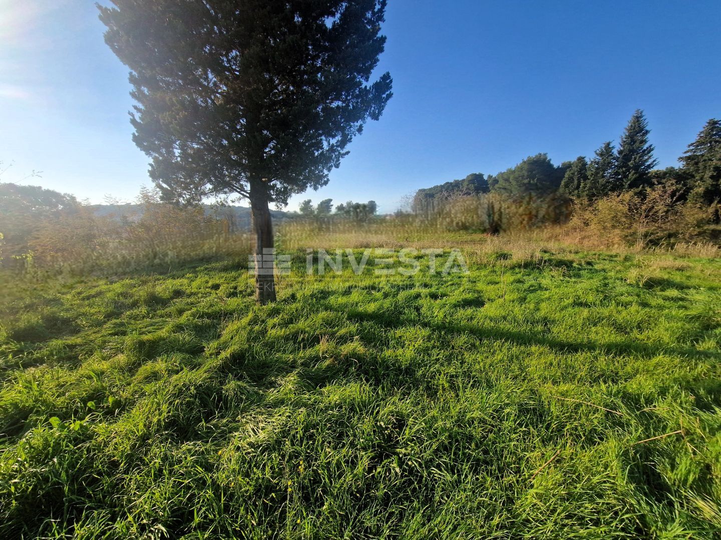 Land - Pula 669m2