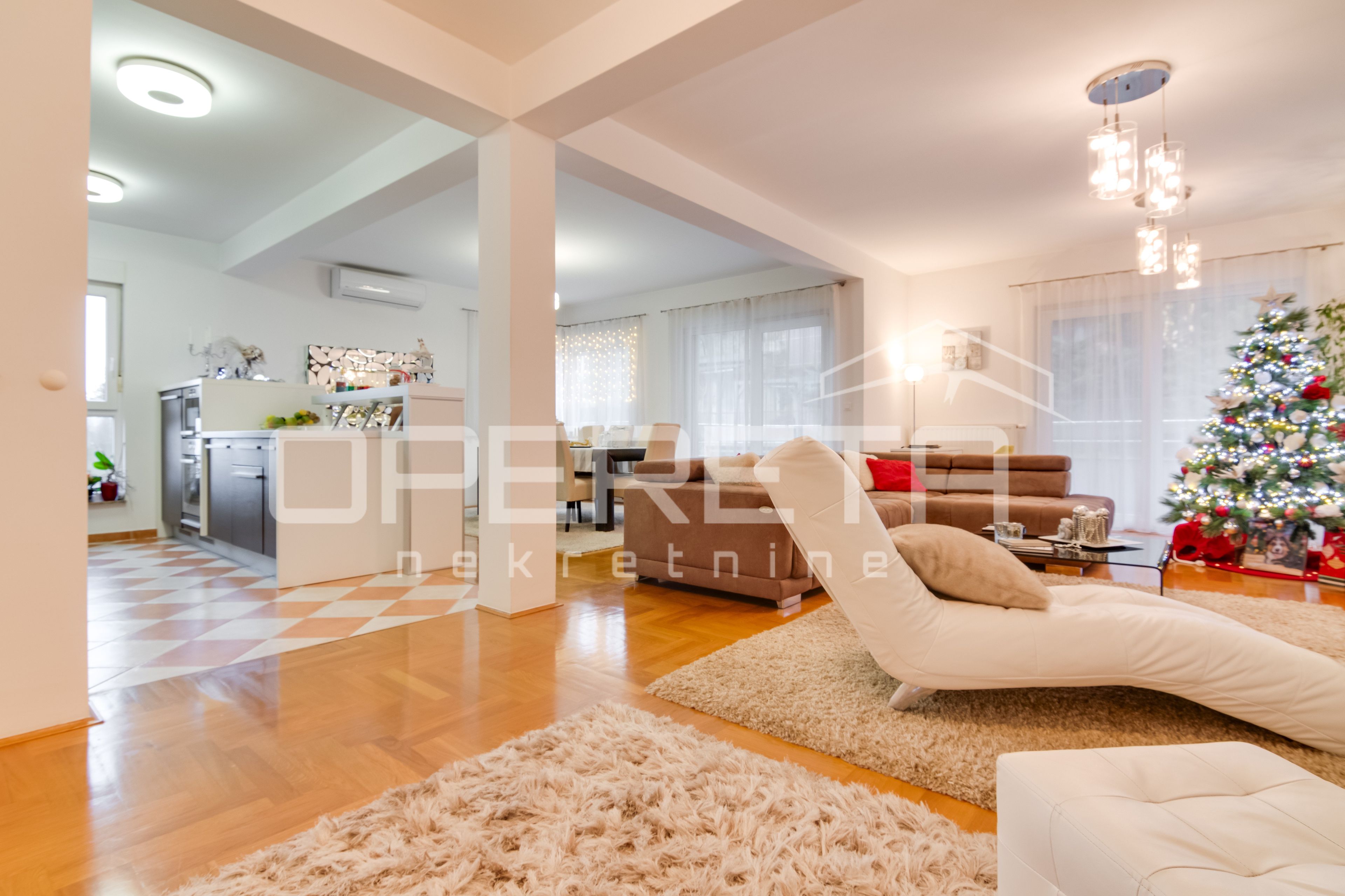 Apartment, - Vrapče, Vrapče-Podsused, Zagreb ,165m2