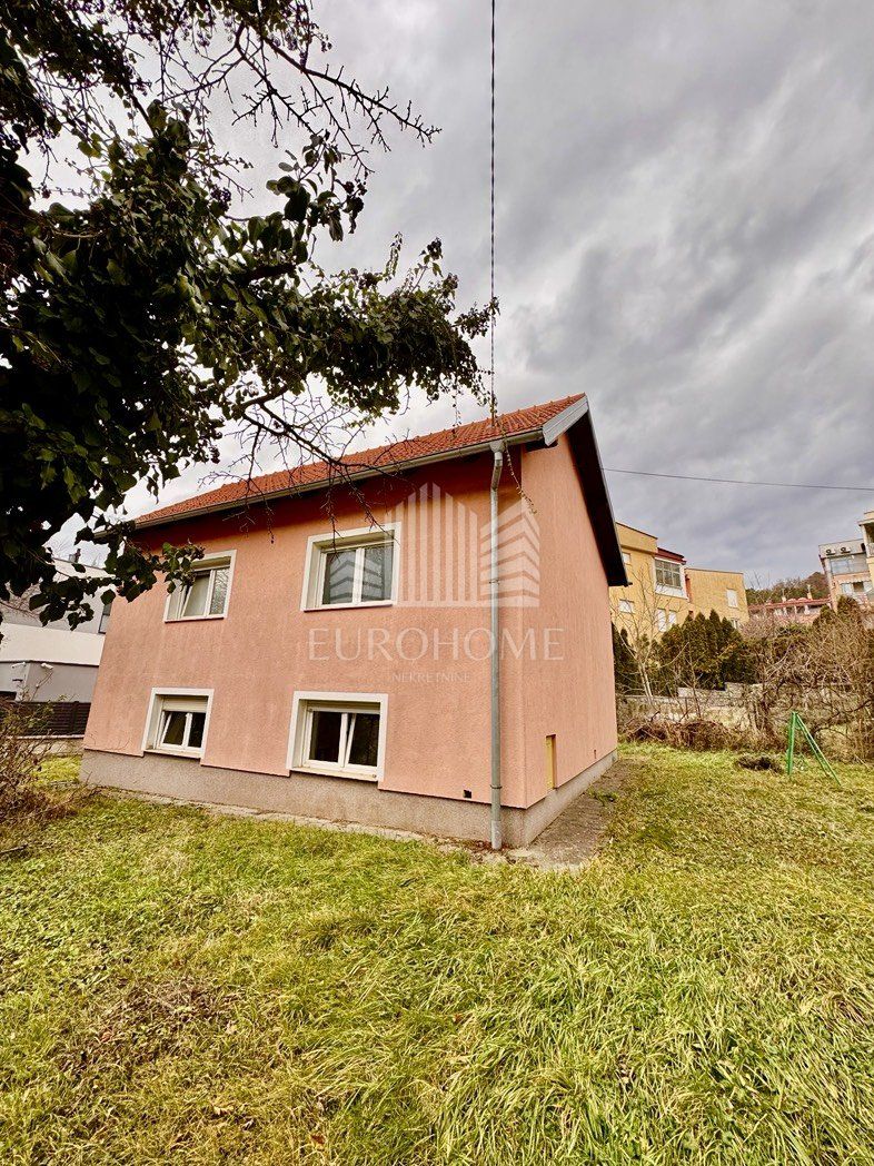 House, - Podsljeme ,568m2