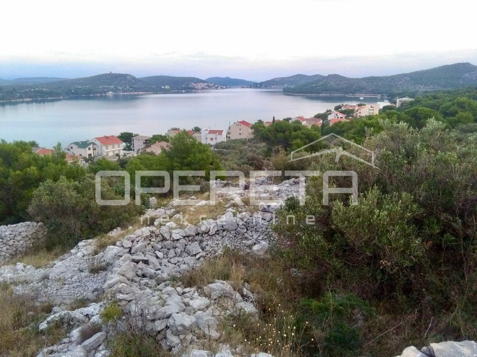 Zemljište - Bristina, otok Murter, Betina, 1300m2